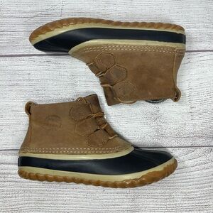 Sorel Women’s 6 Out N About Waterproof Duck Boots